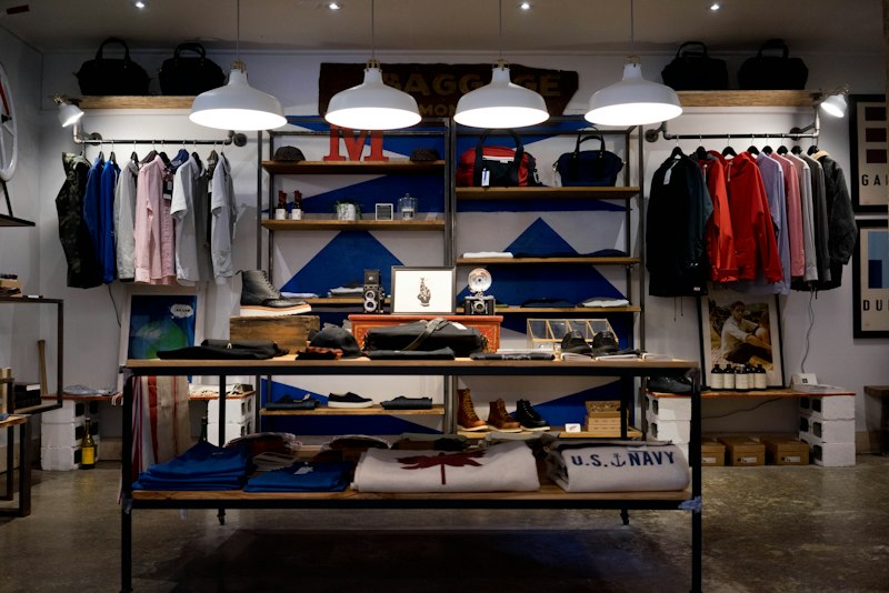 Retail case